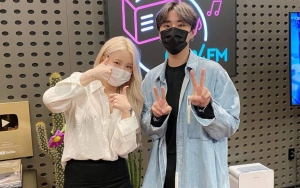 Momen Canggung Baek Yerin dan Young K DAY6 Bersalaman Dinilai Bak Dua Budaya Berbeda