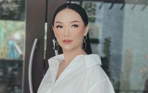 Baju Dinilai Terlalu Ketat, Perut Zaskia Gotik Saat Joget Jadi Bahan Gunjingan