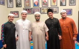 Syakir Daulay Ledek Setan Nangis Lihat Zikri-Alvin Faiz Akur Sholawat, Reuni Diluar Rencana? 