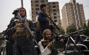 Petinggi Taliban Kesal Tentaranya Foto Selfie, Pakai Kacamata Hingga Pakaian Modis