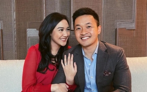 Putri Tanjung Umbar Kemesraan Pasca Dilamar, Sosok Calon Suami Bikin Salfok Disebut Mirip Nobu
