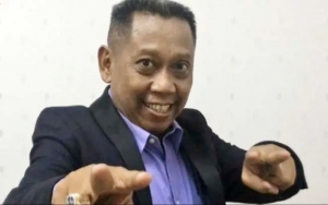Tukul Arwana Belum Boleh Dijenguk Usai Alami Pendarahan Otak, Begini Perasaan Putra Bungsu