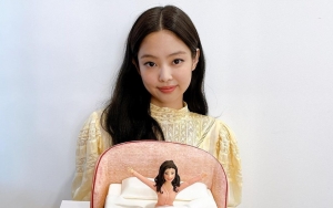 Jennie BLACKPINK Serba Hitam dan Tertutup di Bandara, Aksi Manisnya Tuai Sorotan