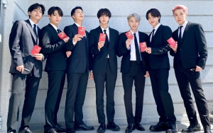 Paspor Diplomatik BTS Dipamerkan HYBE, Ini Arti Dua Stiker di Bagian Sampul