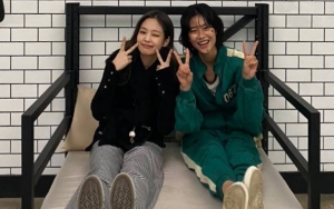 Jung Ho Yeon Bicara Soal Dukungan Yang Diberikan Jennie BLACKPINK Di Tengah Kesuksesan 'Squid Game'