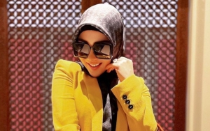 Syahrini Tampil Simpel Usai OOTD Disindir Berlebihan, Caption Bahasa Inggris Justru Dinyinyiri