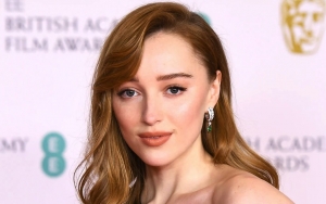Phoebe Dynevor 'Tertekan' Jadi Bintang 'Bridgerton', Akui Sewa Terapis Untuk Kesehatan Mentalnya