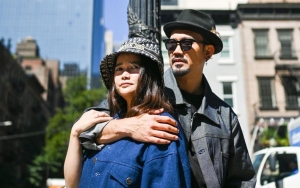 Denny Sumargo Dapat Berkat Besar di Tengah Masalah Dengan Eks Manajer, Isyaratkan Istri Hamil?