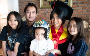 Tanpa Ririn Dwi Ariyanti, Putri Sulung Aldi Bragi Semangati Adik-Adik Sambung Banjir Reaksi Haru