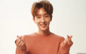 Comeback Drama, Intip Sederet Momen Lee Jun Ki Tampil Ala Boyfriend Material