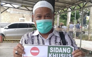 Masuk Dalam Daftar Hitam Facebook, Pengacara Habib Rizieq Duga Ada Intervensi Dari Pemerintah