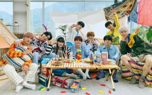 NCT 127 Umumkan Poster Utama Konten Menyegarkan 'Analog Trip: Escape From Magic Island'
