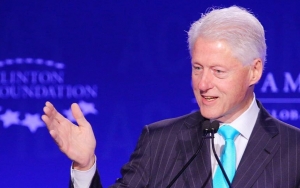Eks Presiden AS Bill Clinton Dirawat Karena Infeksi Saluran Kemih, Hillary Sang Istri Menemani di RS