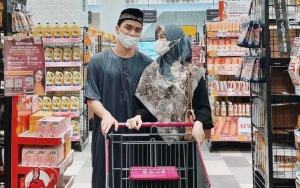Sering Dibandingkan dengan Larissa Chou, Kini Istri Alvin Faiz Tampil Bercadar Direspons Sama?