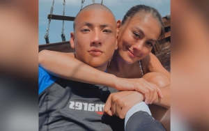 Agnes Monica dan Pacar Terancam 'Dipaksa' Putus, Bukti Foto Ini Jadi Pertanda?