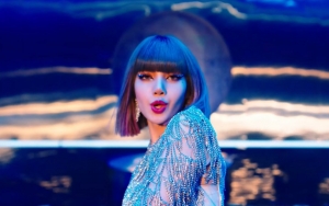 Lisa BLACKPINK Pamerkan Rap dan Tarian Heboh di MV 'SG' Bareng DJ Snake, Megan Thee Stallion, Ozuna