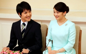H-1 Pernikahan dengan Kei Komuro, Putri Mako Temui Eks Kaisar dan Permaisuri Jepang