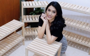 Respon 'Dingin' Tyas Mirasih Disinggung Rumor Selingkuh dengan Tengku Tezi Picu Komentar Sinis 