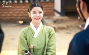Akting Kim Yoo Jung di Adegan Kilmaks 'Red Sky' Bikin Mewek Sampai Diminta Ambil Peran Buta Lagi
