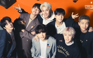 Member BTS Pakai Sepatu Kebesaran di Konser, HYBE Dikritik Habis-Habisan