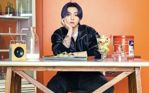 Jungkook BTS Cover Lagu 'Falling' Dipuji, Pengucapan Bahasa Inggris Dinilai Semakin Baik