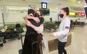 Tangis Haru Pecah Ramaikan Bandara Australia Saat Perbatasan Dibuka Pertama Kali Sejak Pandemi