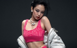 Jennie BLACKPINK Ikut Pesta Halloween Kendall Jenner, Gaya Seksi Tuai Sorotan