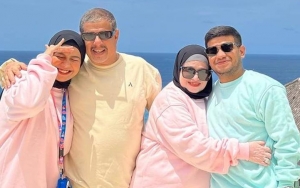 Biasa Kocak, Momen Haru Kejutan Ultah Ayah YouTuber Fadil Jaidi Bikin Mewek Berjamaah