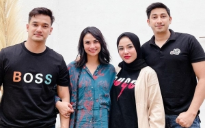 Sempat Konflik Perkara Tas, Medina Zein Bongkar Kenangan Terakhir Bareng Vanessa Angel