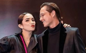 Temani Andhika Pratama Vaksin Dosis ke-2, Penampilan Tertutup Ussy Sulistiawati Jadi Perbincangan
