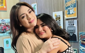 Celine Evangelista Nangis Saat Ikuti Proses Pemakaman Vanessa Angel, Ekspresi Syok Jadi Sorotan