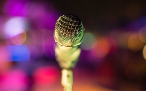DKI Izinkan Puluhan Tempat Karaoke Buka Mulai Hari Ini, Kapasitas Maksimal 25 persen