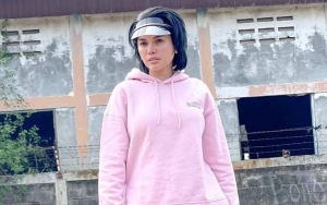 Nikita Mirzani Tampil Beda Jauh dari Imej Berani dan Seksi Disambut Heboh, Pemilihan Dress Disorot