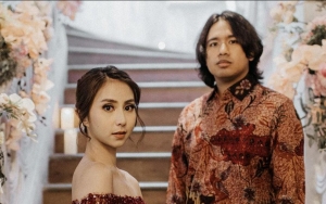 Resmi Tunangan, 8 Momen Joshua Suherman-Clairine Clay Tunjukkan Relationship Goals