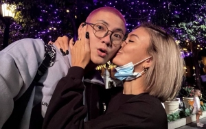 Adam Pamer Foto Endorse Shirtless Usai Dicium Agnes Monica, Tato di Punggung Bikin Salfok