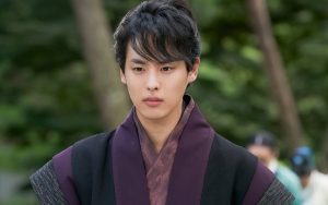 8 Potret Kece Choi Byungchan, Pengawal Tampan Yang Curi Perhatian di 'The King's Affection'