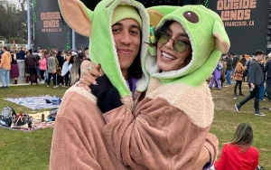 Go Public, Vanessa Hudgens Debut Di Red Carpet Bareng Cole Tucker Pacar Baru