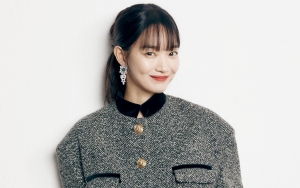 Shin Min A Seksi Banget Pakai Busana Tembus Pandang, Persis Kebaya?