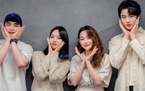 Hyeri Cs Siap Memberontak, Teaser 'When Flowers Bloom, I Think of the Moon' Diwarnai Ketegangan