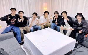 BTS 'Dikawal' Petugas Keamanan 'Squid Game' di Bandara, Tiba di LA dan Beri Kabar untuk Fans