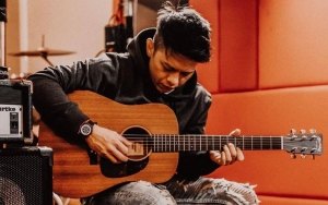 Pecah, Aksi Ariel NOAH di Konser Drive-In Lakukan 2 Hobi Sekaligus