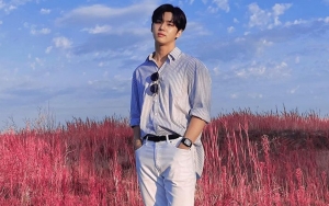 Akting Dengan Dialek, Intip 8 Potret Hongseok PENTAGON Yang Pacarable