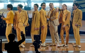 AMA 2021: Aksi Panggung BTS Bawakan 'My Universe' dan 'Butter' Tuai Reaksi Seperti Ini