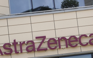 CEO AstraZeneca Kaitkan Lonjakan Kasus COVID-19 di Eropa dengan Penolakan Vaksinnya