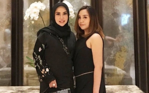 Salmafina Sunan Unggah Ayat Alkitab Pasca Isu Pacari Anak Pendeta, Komentar Ibunda Bikin Nyesek