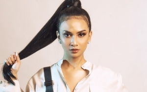 'Teman Kos' Ungkap Perjuangan Vanessa Angel Saat Meniti Karier, Bantah Mayang Temani Syuting