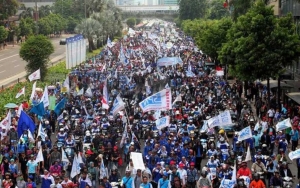 Usai Putusan MK Soal UU Ciptaker, Buruh Hingga Mahasiswa Bakal Lakukan Demo Besar-Besaran