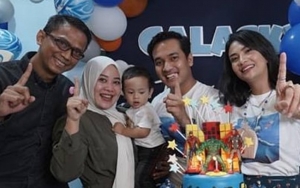 Geger Isu Uang Asuransi Vanessa Angel 500 Juta Buat Lunasi Pinjol, Senyum Ibu Tiri Disorot