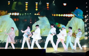 Gambar di Layar Konser BTS Ini Diduga Sindir Kontroversi Gaon Plagiat BIGBANG