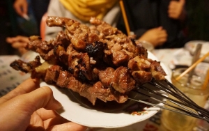 Minta Maaf Sudah Salah Sasaran, Peracik Sate Sianida di Yogya Harap Divonis Ringan